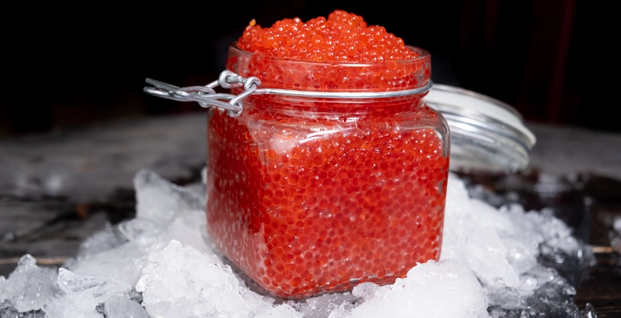 Рыба и вкусняшки на Сахалине