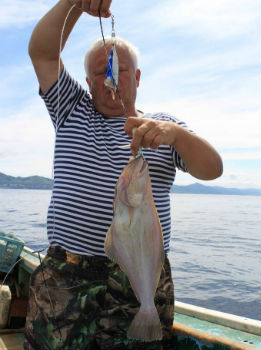 рыбалка на катере сахалин